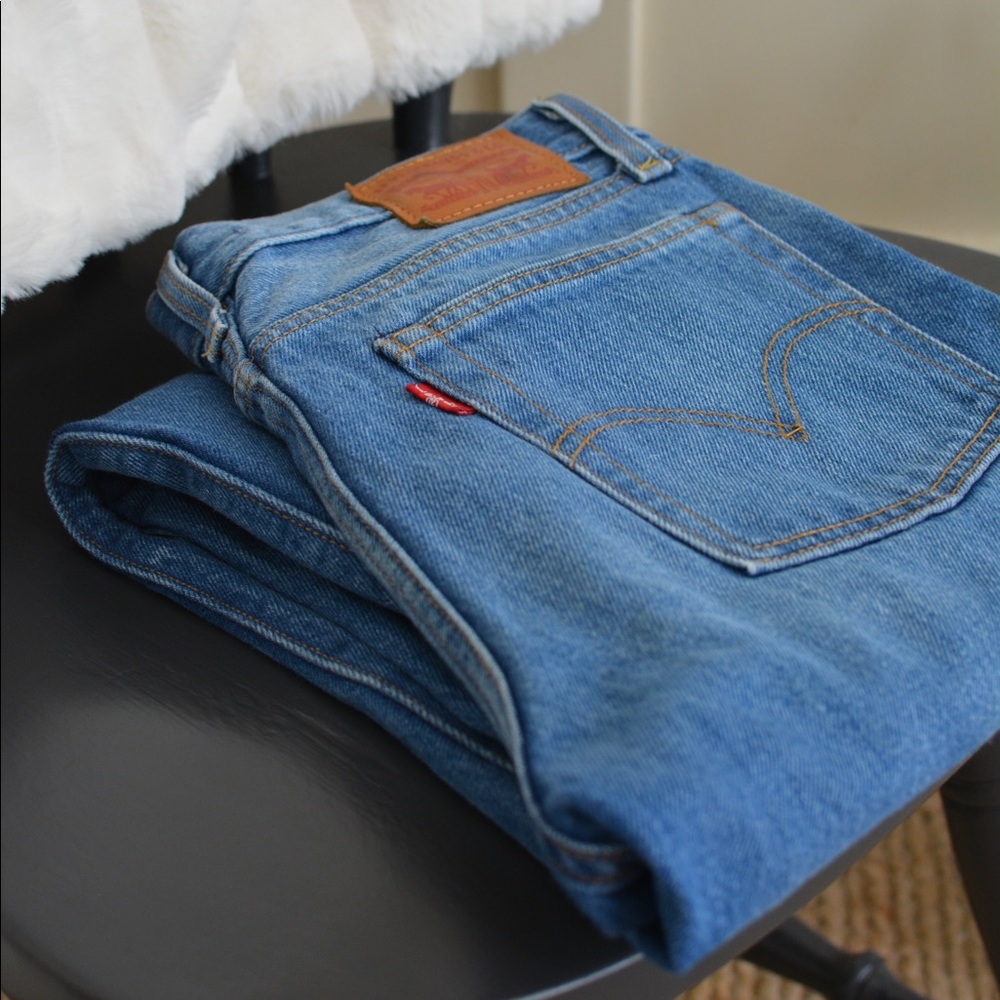Levi’s Wedgie Fit Jeans